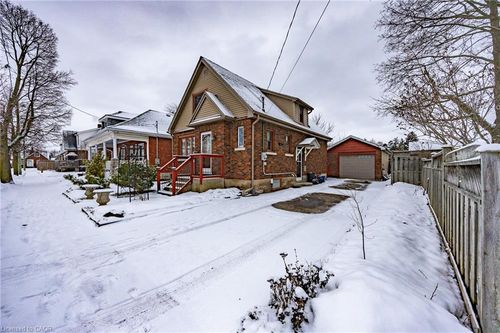 79 Gordon St, Brantford, ON, N3S2N5 | Card Image
