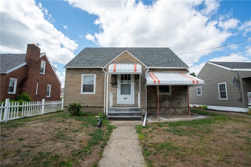 119 Oak St, Vanport, PA, 15009-1605 | Card Image