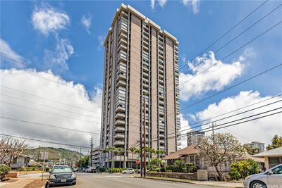 1905 - 2100 Date Street, Home with 2 bedrooms, 2 bathrooms and 1 parking in Honolulu HI | Image 1