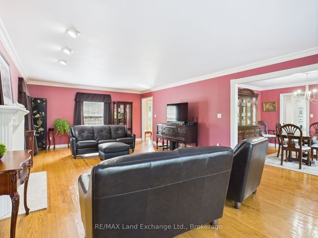 4 Eastwood Cres, House other with 3 bedrooms, 3 bathrooms and 4 parking in Tiverton ON | Image 8