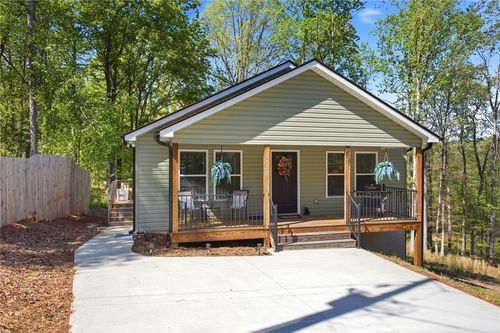 109 Ledbetter Ln, Walhalla, SC, 29691-4933 | Card Image