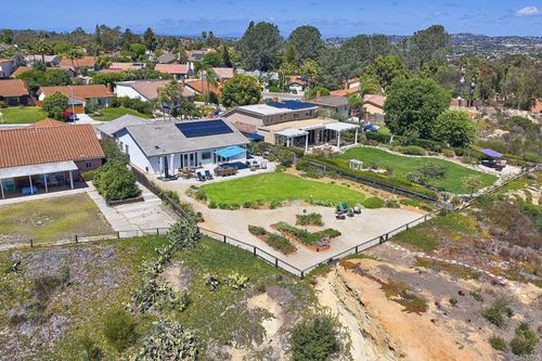 379 Trailview Rd, Encinitas, CA, 92024-3126 | Card Image