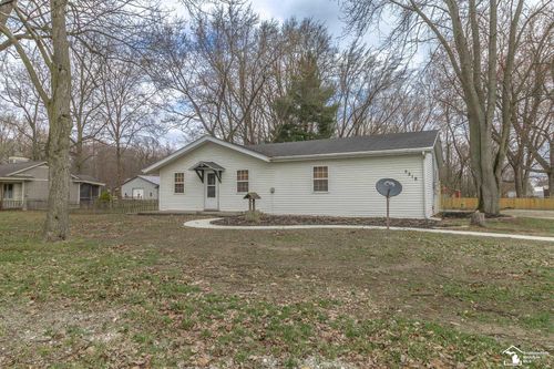 5218 Consear Rd, Ottawa Lake, MI, 49267-9542 | Card Image