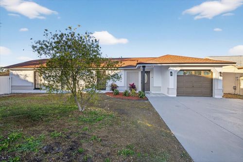 9501 Drakemill Ct, Tampa, FL, 33615-1974 | Card Image