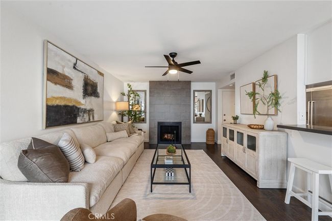 APT-311 - 8635 Falmouth Ave, Condo with 1 bedrooms, 1 bathrooms and 1 parking in Playa del Rey CA | Image 4