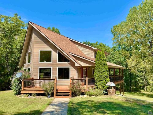 8916 Shadywood Ln, Ozawkie, KS, 66070-5216 | Card Image