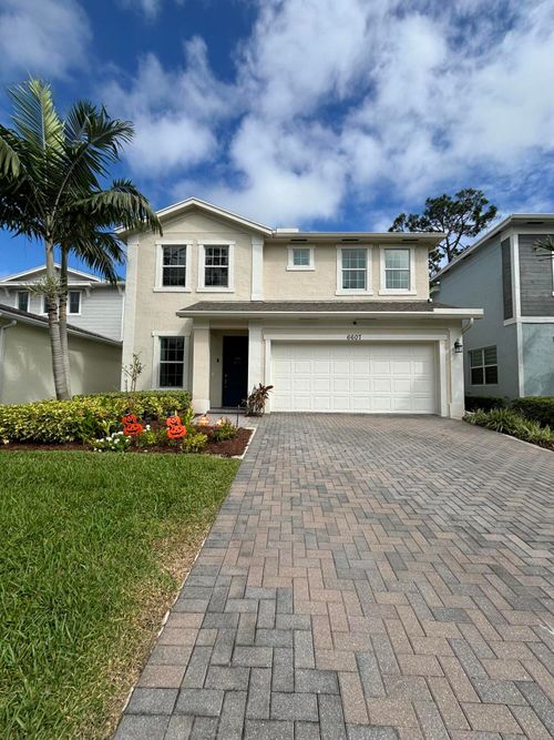 6607 Pointe Of Woods Dr, West Palm Beach, FL, 33413-3801 | Card Image