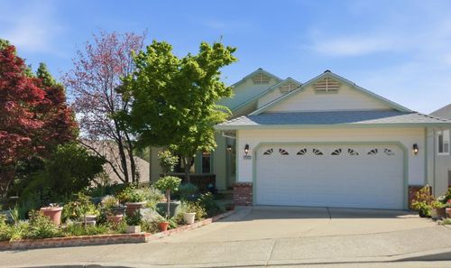 12321 Westwood Dr, Auburn, CA, 95603-6301 | Card Image