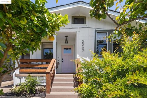 3360 Arizona St, Oakland, CA, 94602-3967 | Card Image