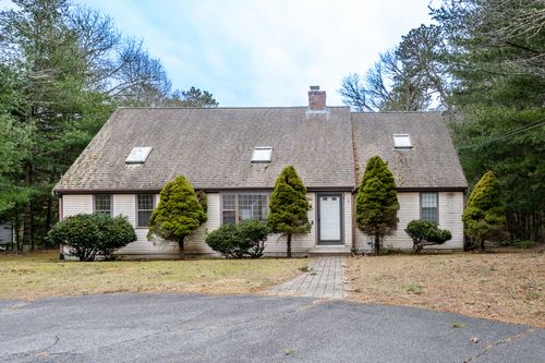 192 Sandy Valley Rd, Marstons Mills, MA, 02648-1569 | Card Image