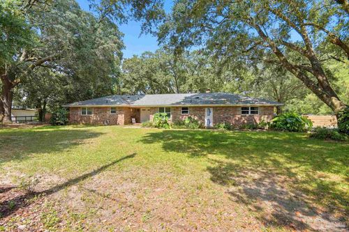 2600 Tralawn Dr, Pensacola, FL, 32526-8869 | Card Image