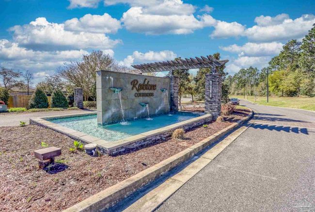 422 Chickadee St, House other with 4 bedrooms, 2 bathrooms and 2 parking in Crestview FL | Image 45