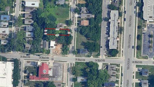 4138 Virginia Ave, Kansas City, MO, 64110-1322 | Card Image