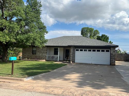 3608 44th St, Snyder, TX, 79549-5602 | Card Image