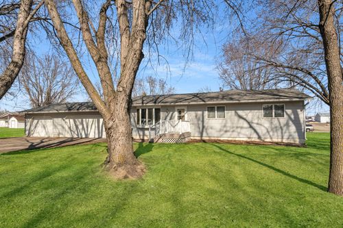 125 Fairy Lake Rd, Sauk Centre, MN, 56378-1904 | Card Image