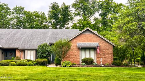 36 Wolf Ridge Dr, Holland, OH, 43528-9465 | Card Image