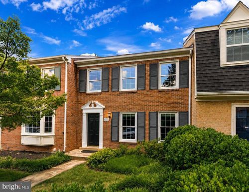 8221 Doctor Craik Ct, ALEXANDRIA, VA, 22306-3275 | Card Image