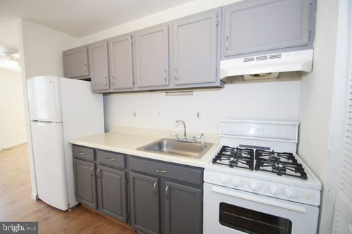 2435 Grays Ferry Ave, PHILADELPHIA, PA, 19146-2452 | Card Image