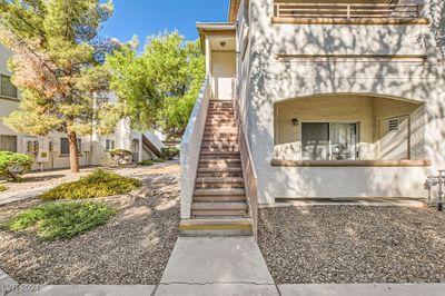 2041 - 5655 E Sahara Avenue, Condo with 2 bedrooms, 2 bathrooms and null parking in Las Vegas NV | Image 2