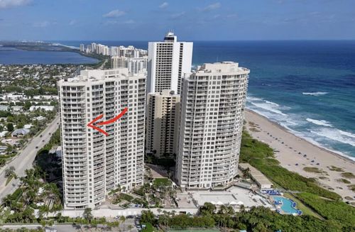 2005b-2700 N Ocean Dr, Riviera Beach, FL, 33404-4733 | Card Image