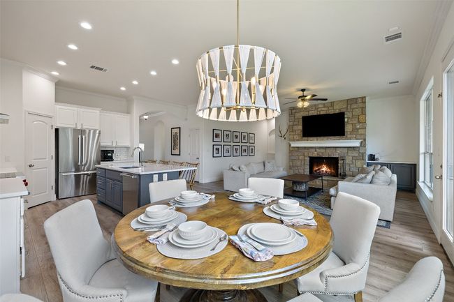 300 Errol Dr, House other with 4 bedrooms, 2 bathrooms and 6 parking in Spicewood TX | Image 15