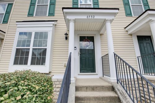 6532 Nottinghill Trail Dr, Canal Winchester, OH, 43110-7014 | Card Image