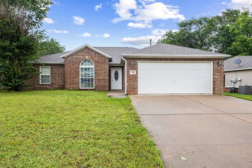 309 Ryan Ct, Siloam Springs, AR, 72761-4714 | Card Image