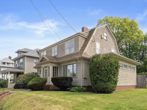 393 Langley St, Fall River, MA, 02720-4033 | Card Image