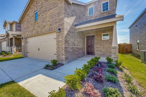 877 Table Rock St, Princeton, TX, 75407-3175 | Card Image