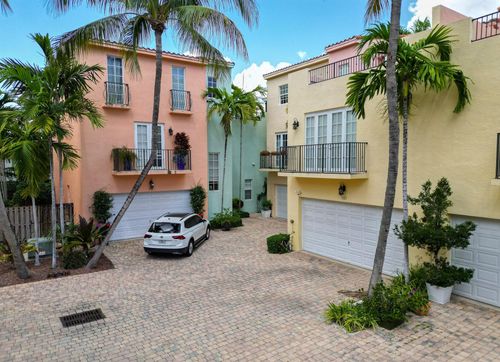 1123 Ne 18th Avenue, Fort Lauderdale, FL, 33304 | Card Image