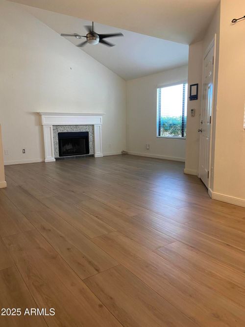 105-3441 N 31st St, Phoenix, AZ, 85016-8805 | Card Image
