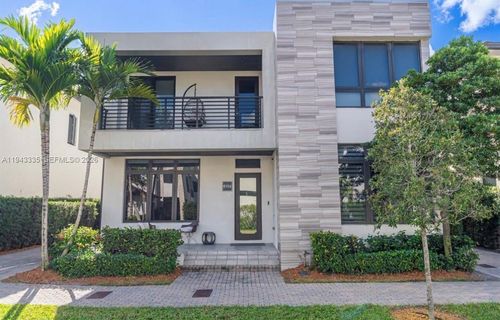 8156 Nw 48th Ter, Doral, FL, 33166 | Card Image