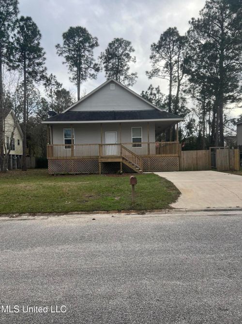 802 Deer Trail Lane, Pass Christian, MS, 39571 | Card Image