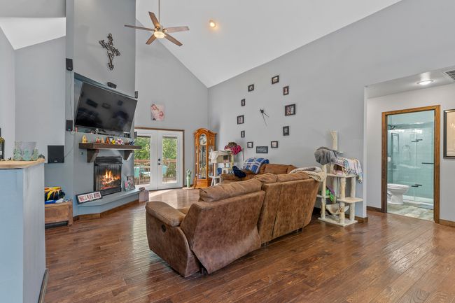 45 Stone Ridge-7 | Image 8