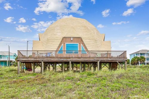 1048 W Gorrie Dr, St. George Island, FL, 32328 | Card Image