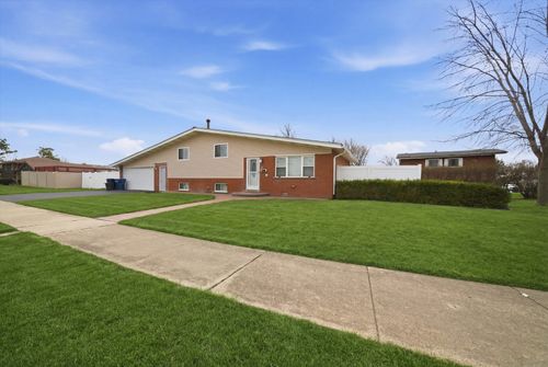 10725 S Rutherford Ave, Worth, IL, 60482-1511 | Card Image