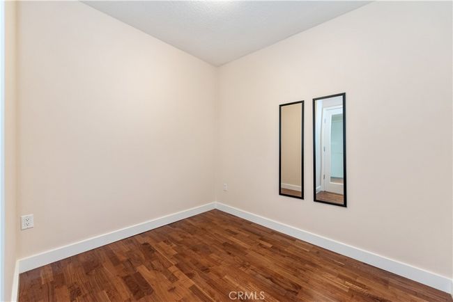 Den | Image 17