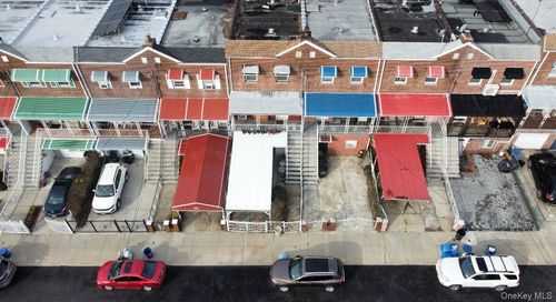 3317 Gunther Ave, Bronx, NY, 10469-2727 | Card Image