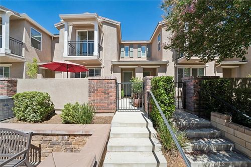 28780 Calle De La Paz Dr, Valencia, CA, 91354-3006 | Card Image