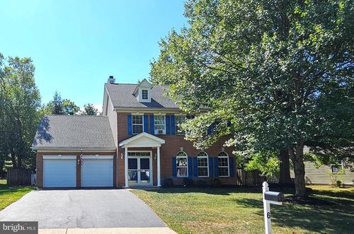 6 Hedgecroft Dr, Pennington, NJ, 08534-5420 | Card Image