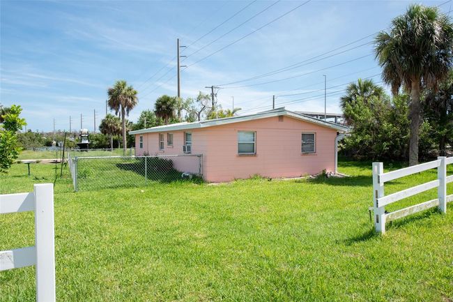 1999 Placida Rd, Home with 5 bedrooms, 3 bathrooms and null parking in Englewood FL | Image 9