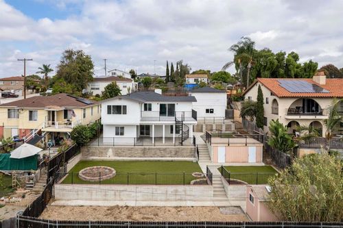 a-3007 Shelby Dr, National City, CA, 91950-7741 | Card Image