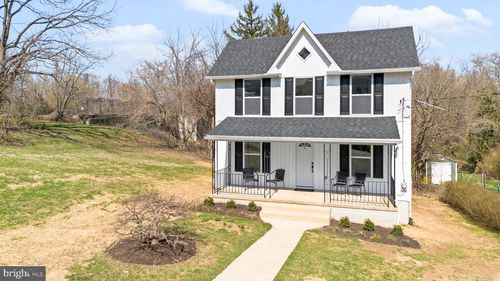 11 Baker Ave, Mount Airy, MD, 21771-5644 | Card Image