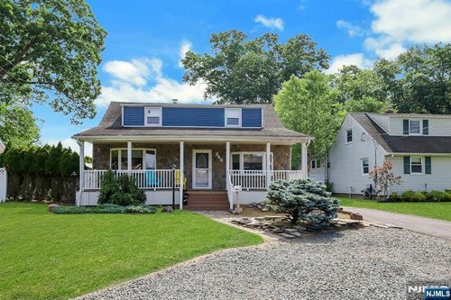 246 Highland Ave, River Vale, NJ, 07675-5568 | Card Image