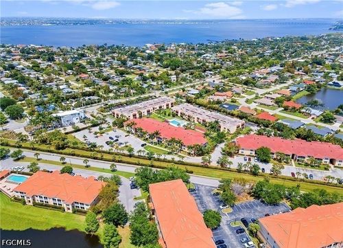 104-12515 Mcgregor Blvd, FORT MYERS, FL, 33919-3189 | Card Image