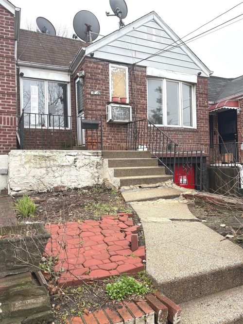 57 84th St, Elmhurst, NY, 11373-4810 | Card Image