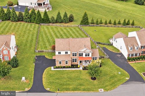 41858 Farnborough Pl, LEESBURG, VA, 20176-5833 | Card Image