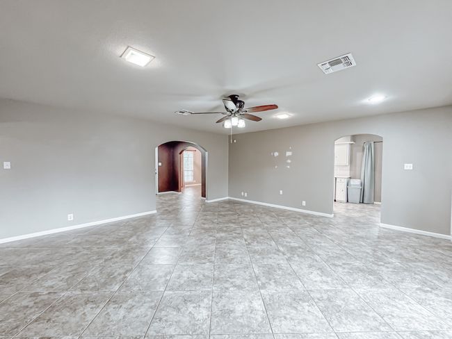 1420 Bowie Cir, House other with 3 bedrooms, 2 bathrooms and null parking in Corsicana TX | Image 17