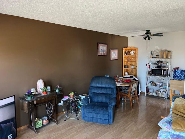 4304B 65 Street, Home with 4 bedrooms, 2 bathrooms and 2 parking in Camrose AB | Image 3