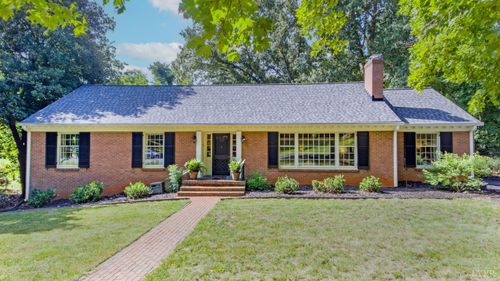 3233 Downing Dr, Lynchburg, VA, 24503-3126 | Card Image